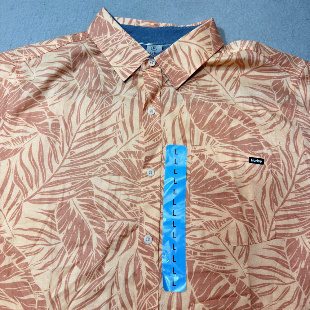 Hurley Button Up Men Large Peach Tropical Leaf Print Short Sleeve Rayon Casual